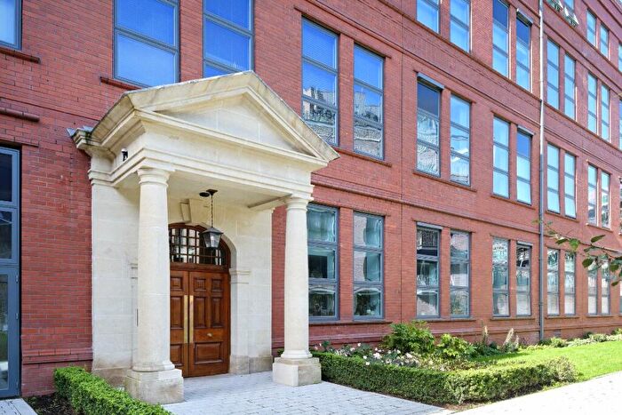 1 Bedroom Apartment To Rent In Bedminster, Regent House, BS3