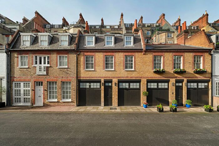 3 Bedroom Property For Sale In Pavilion Road, Chelsea, London, SW1X