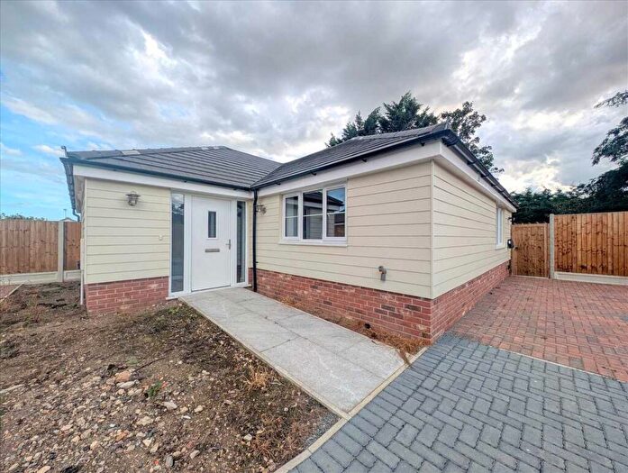 3 Bedroom Bungalow For Sale In Castle Way, St Osyth, CO16
