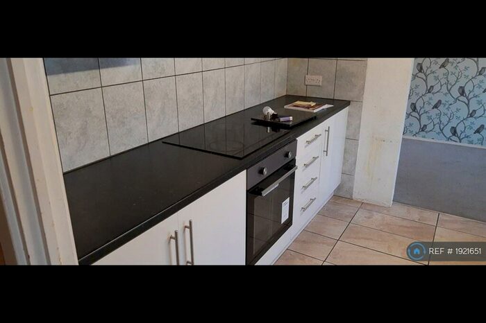 3 Bedroom Terraced House To Rent In Ripon Road, Stevenage, SG1