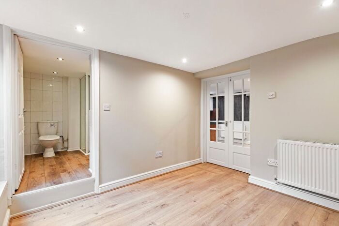 1 Bedroom Flat For Sale In Saxon Street, Dover, Dover, CT17