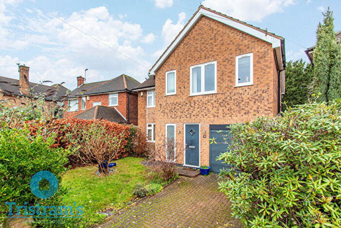 4 Bedroom Detached House For Sale In Balmoral Drive, Bramcote, NG9