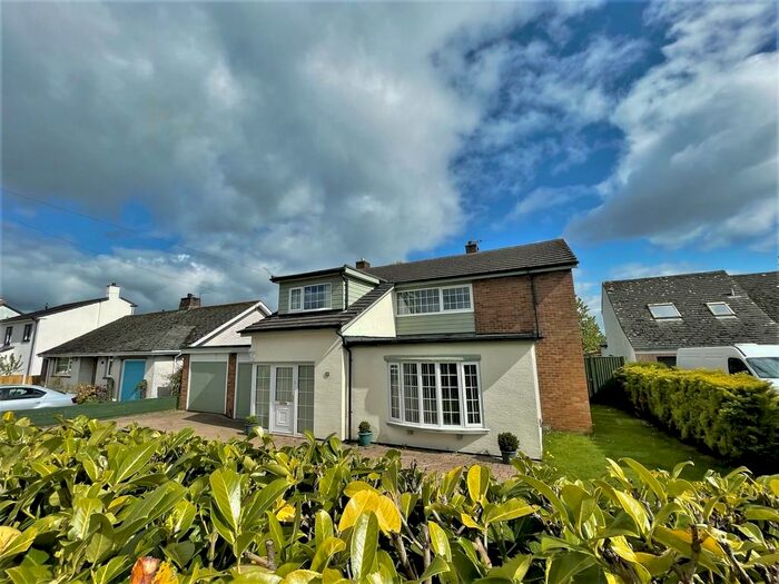 4 Bedroom Detached House To Rent In Millcroft, Carlisle, CA3