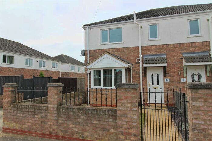 3 Bedroom Semi-Detached House To Rent In Taylors Court Wendover Rise, Cleethorpes, South Humberside, DN35