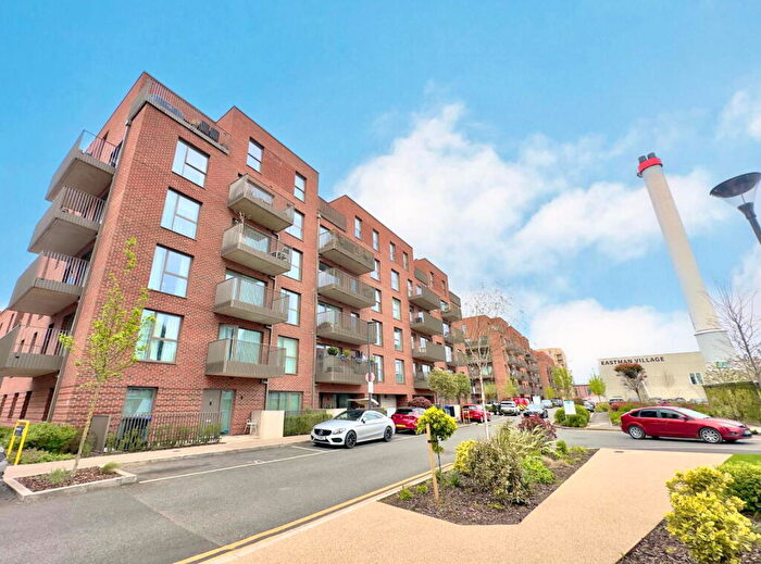 2 Bedroom Apartment For Sale In Hargrave Drive, Harrow, HA1