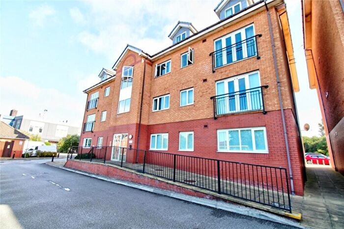 2 Bedroom Flat To Rent In Taylforth Close, Liverpool, Merseyside, L9