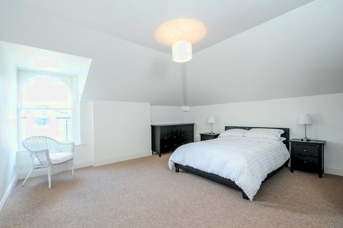 3 Bedroom Flat To Rent In Evesham Road, Cheltenham, GL52