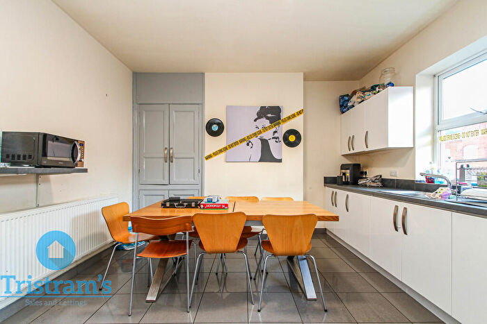10 Bedroom Semi-Detached House To Rent In Talbot Street, Nottingham, NG1