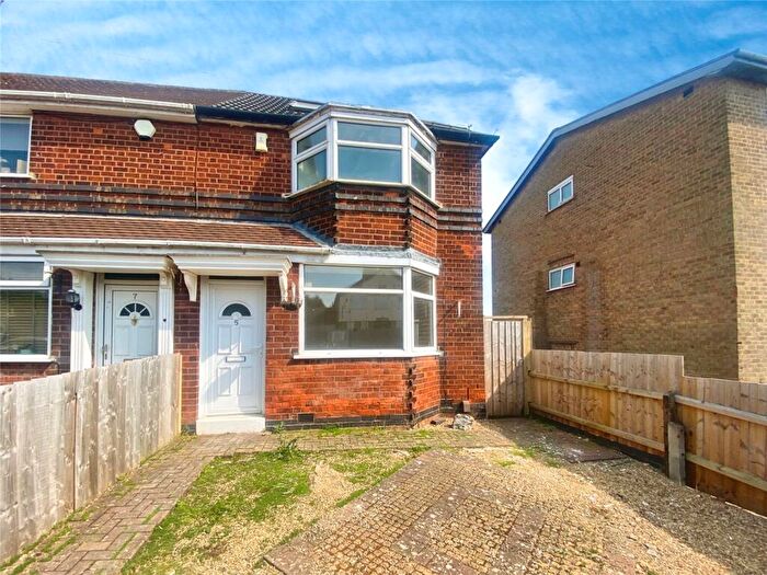 4 Bedroom House To Rent In Wiltshire Road, Leicester, Leicestershire, LE4