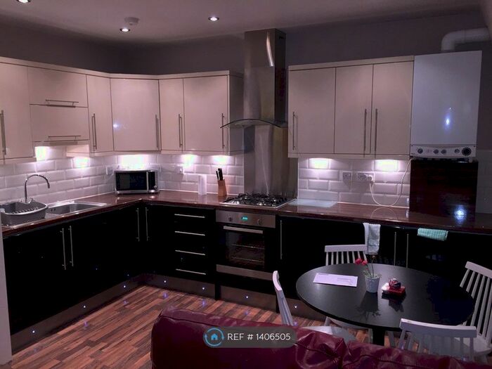 1 Bedroom Flat To Rent In High Street, Slough, SL1