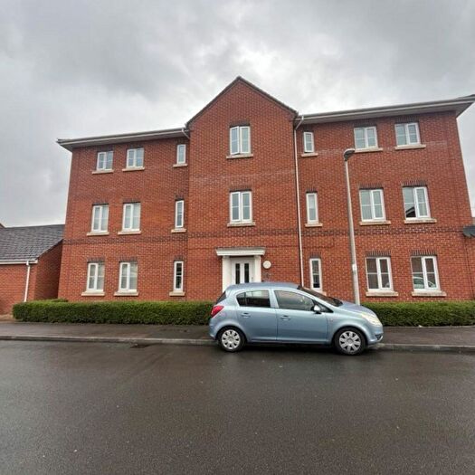 2 Bedroom Flat To Rent In Lancers Drive, Thatcham, RG19