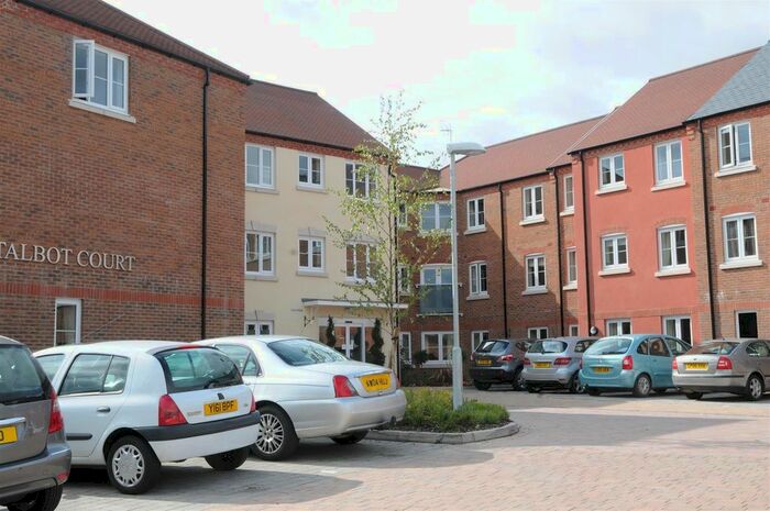 2 Bedroom Flat For Sale In Talbot Court, Salop Street, Bridgnorth, WV16