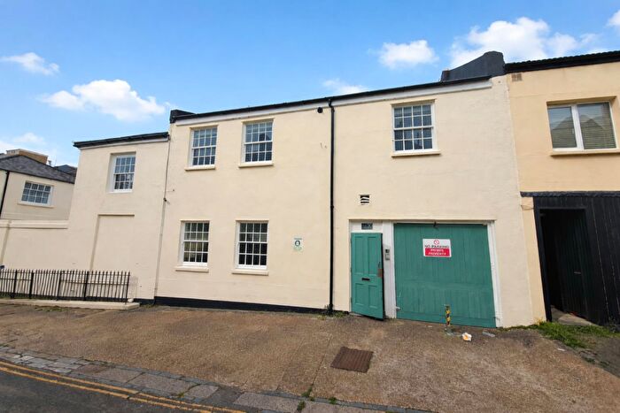 2 Bedroom Apartment To Rent In Brunswick Street East, Hove, BN3