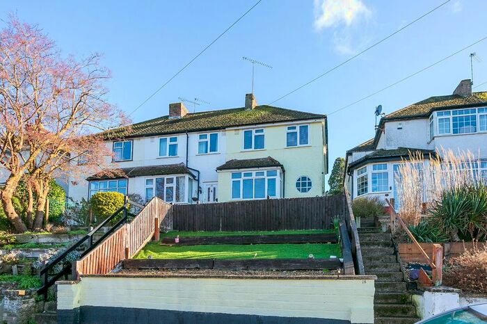 3 Bedroom End Of Terrace House To Rent In Sunnyhill Road, Hemel Hempstead, Hertfordshire, HP1