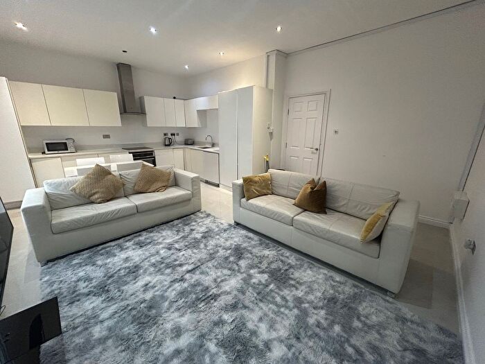 2 Bedroom Property To Rent In Stanmore Road, Birmingham, B16