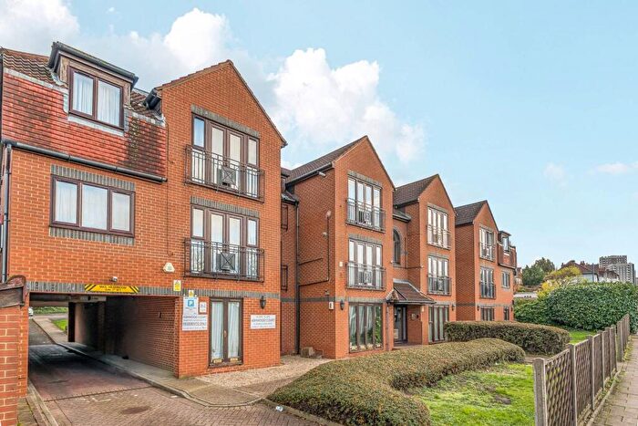 1 Bedroom Flat For Sale In Wembley Park Drive, Wembley Park, Wembley, HA9