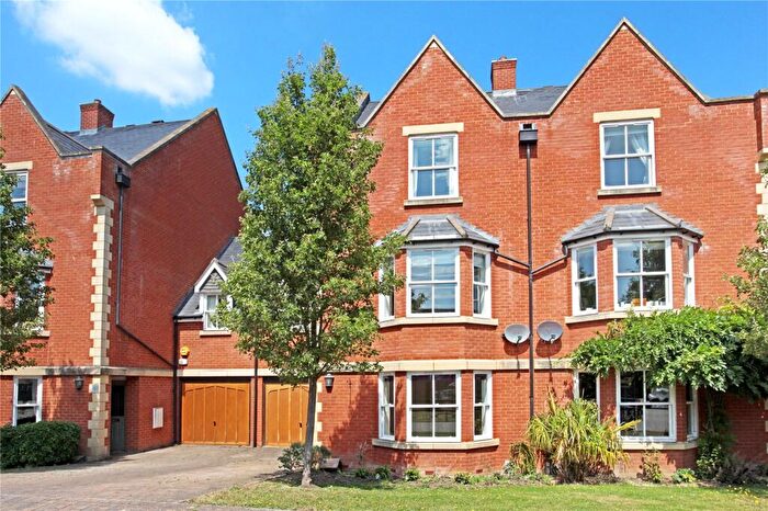 4 Bedroom Link Detached House To Rent In Longbourn, Imperial Park, Imperial Road, Windsor, SL4