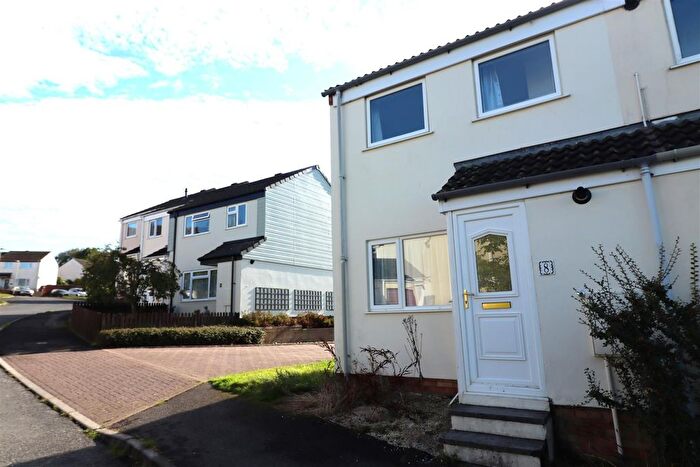 2 Bedroom End Of Terrace House For Sale In Walnut Way, Barnstaple, EX32