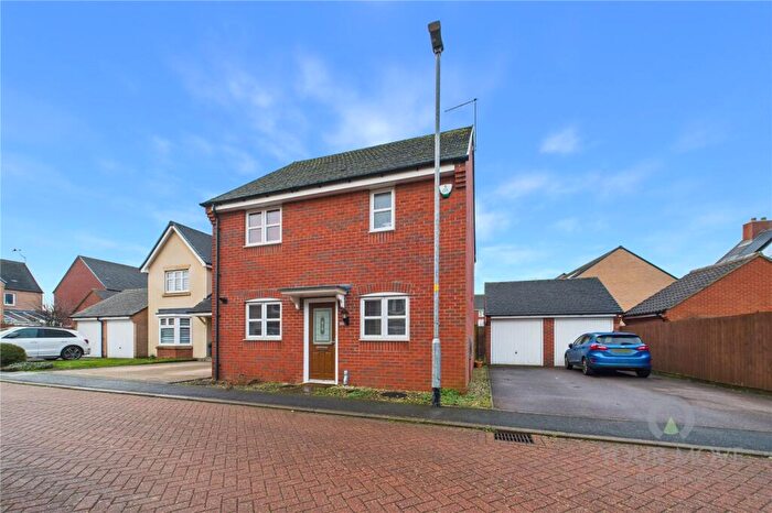 3 Bedroom Detached House For Sale In Prestbury Court, Duston, Northampton, Northamptonshire, NN5