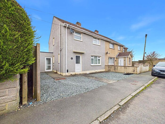 3 Bedroom Semi Detached House For Sale In Jenkins Close, Haverfordwest, SA61