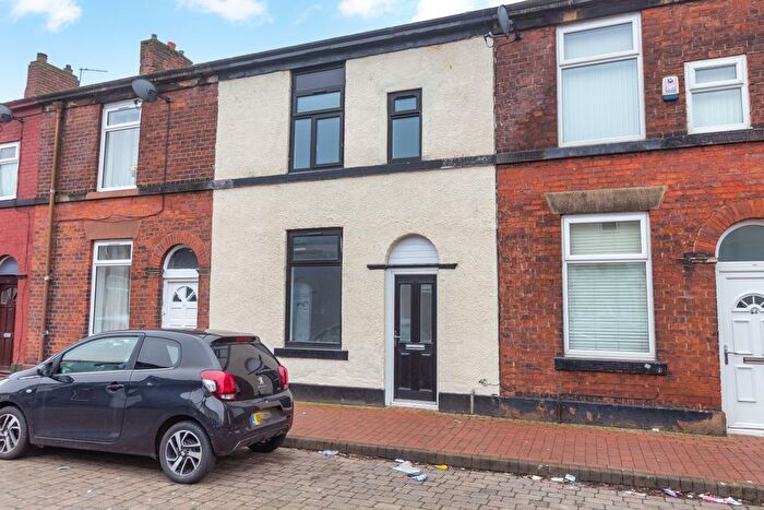 5 Bedroom Terraced House For Sale In Spring Street, Bury, BL9