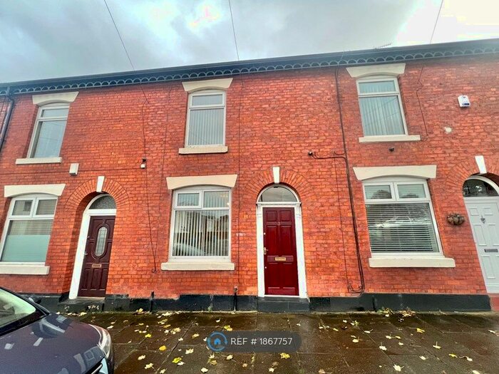 2 Bedroom Terraced House To Rent In Kershaw Street, Heywood, OL10