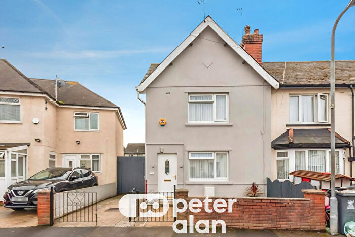 2 Bedroom House To Rent In Deemuir Road, CF24