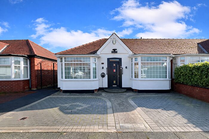2 Bedroom Bungalow For Sale In Collyhurst Avenue, South Shore, FY4