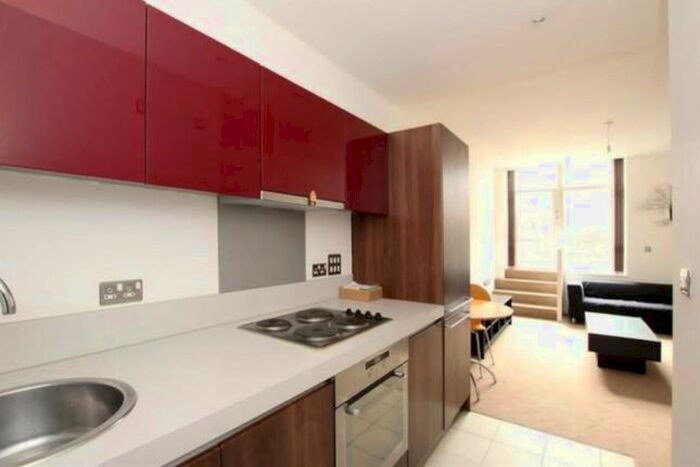 1 Bedroom Flat To Rent In North Road, Kew, TW9