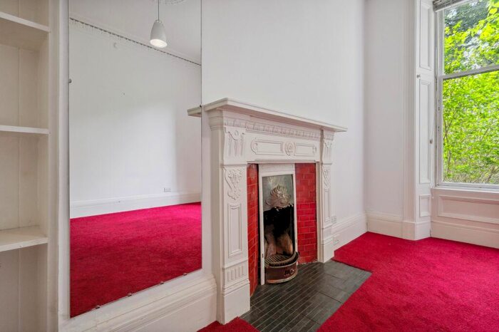 2 Bedroom Flat For Sale In Gibson Street, Hillhead, Glasgow, G12