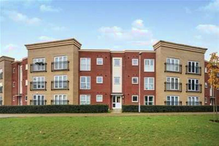 2 Bedroom Flat To Rent In Broadhurst Place, Basildon, SS14