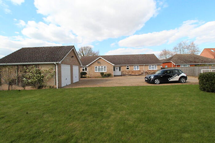4 Bedroom Detached Bungalow To Rent In Cricks Road, West Row, IP28