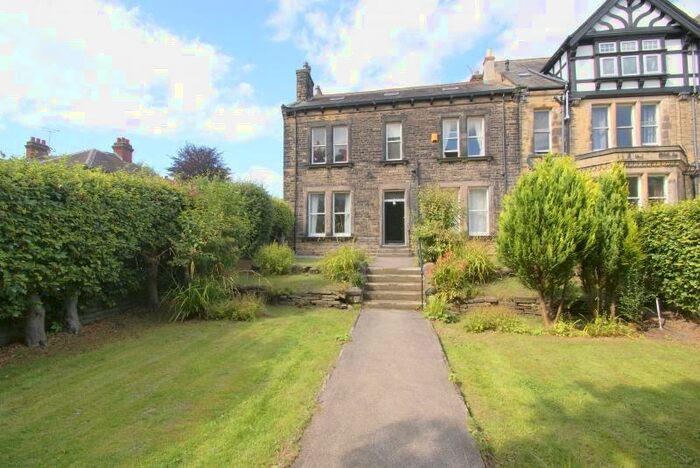 5 Bedroom Semi-Detached House To Rent In Burton Crescent, Headingley, Leeds, LS6