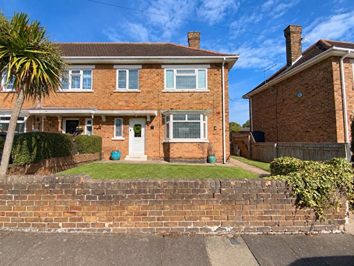 3 Bedroom Semi-Detached House For Sale In Welbeck Road, Cleethorpes, DN35