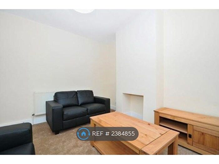 3 Bedroom Terraced House To Rent In Fountain Road, London, SW17