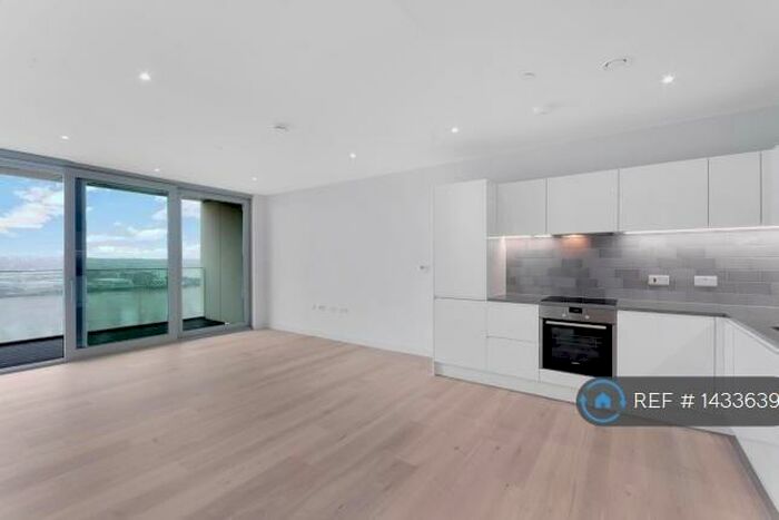 1 Bedroom Flat To Rent In Liner House, London, E16