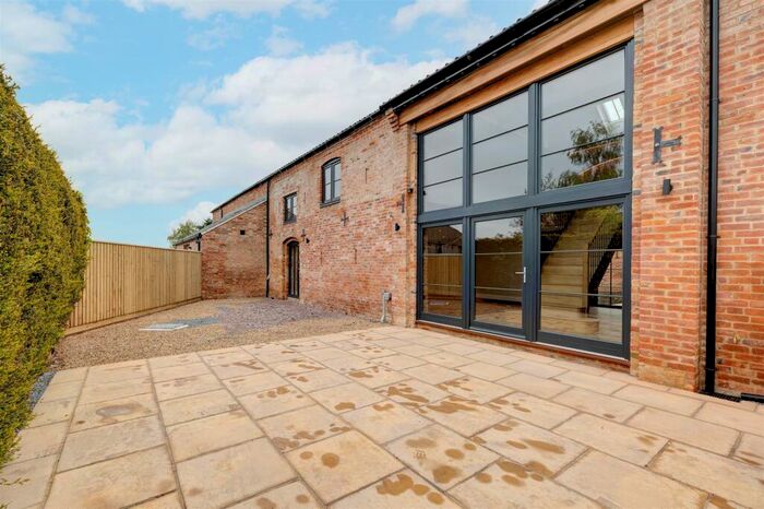 3 Bedroom Barn Conversion For Sale In Belvoir Road, Redmile, NG13