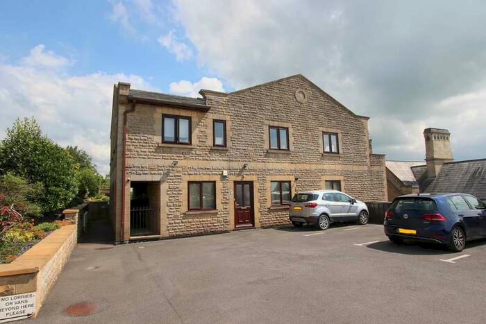 2 Bedroom Property To Rent In Park Road, Clevedon, BS21