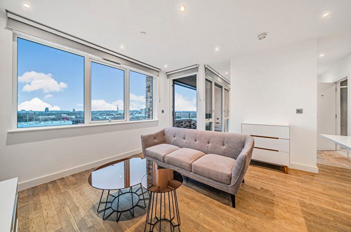 Studio To Rent In Maritime Street, London, SE16