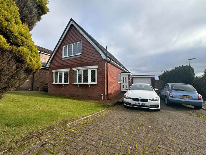 3 Bedroom Detached House To Rent In Harridge Avenue, Rochdale, Greater Manchester, OL12