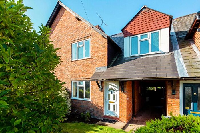 3 Bedroom Terraced House To Rent In Perrior Road Godalming, GU7