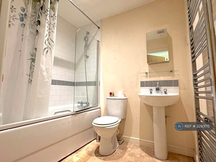1 Bedroom Flat To Rent In Ammonite House, London, E15
