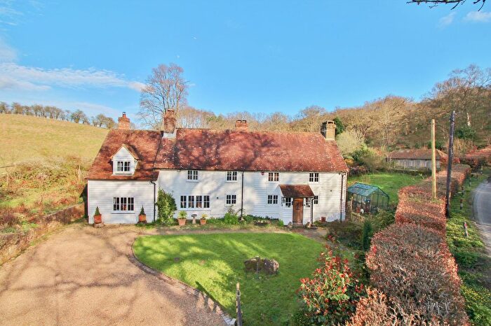 4 Bedroom Detached House For Sale In Newick Lane, Mayfield, TN20