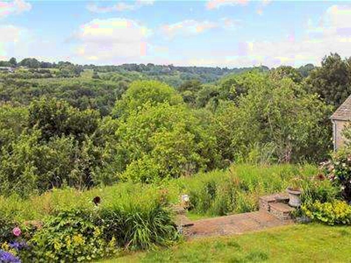 4 Bedroom Detached House For Sale In Stroud, GL6