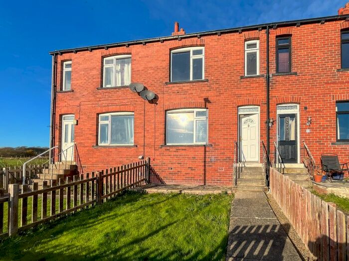 2 Bedroom Property To Rent In Parkside, Flockton, Wakefield, WF4