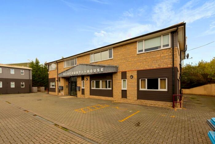 Studio For Sale In Cotswold Dene, Standlake, Witney, OX29