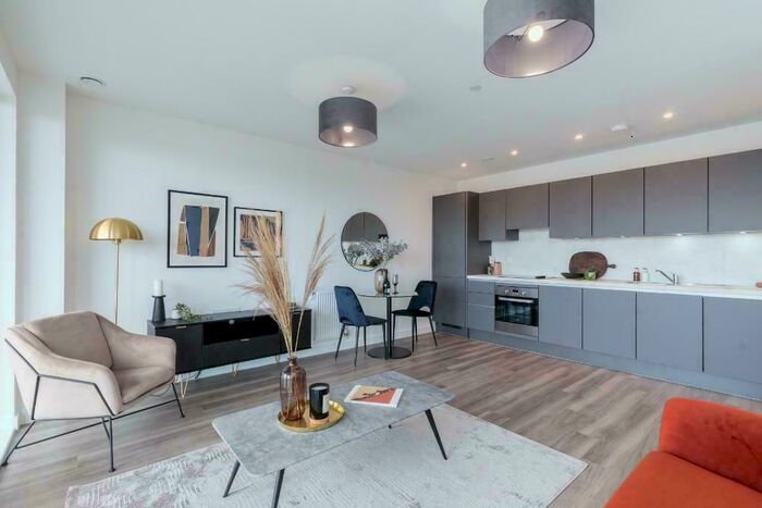 1 Bedroom Apartment To Rent In Thunderer Street, London, E13