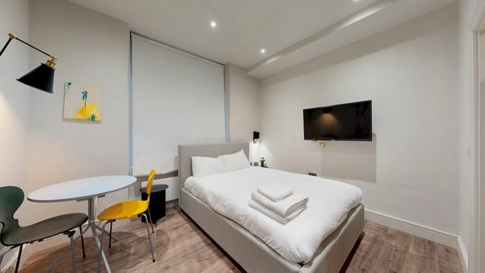 Studio To Rent In Clanricarde Gardens, London, W2