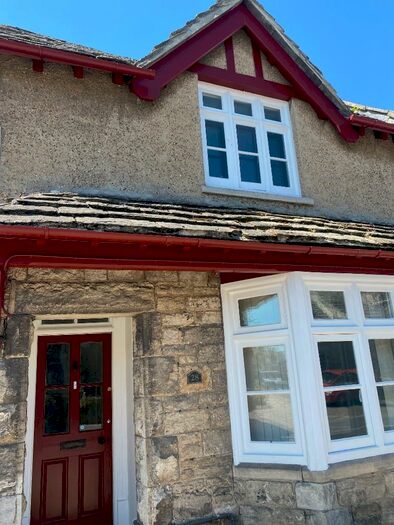 2 Bedroom End Of Terrace House To Rent In East Street, BH20