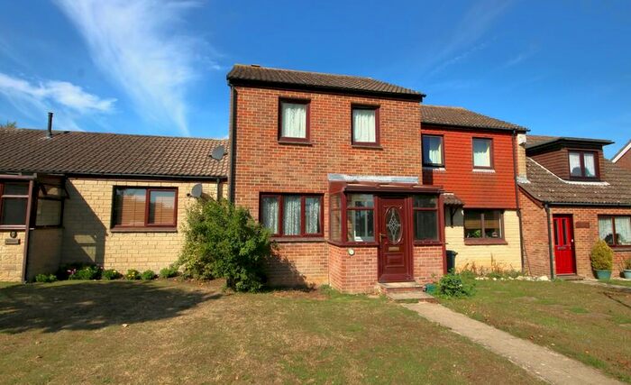 3 Bedroom Terraced House For Sale In Shalfleet, Isle Of Wight, PO30